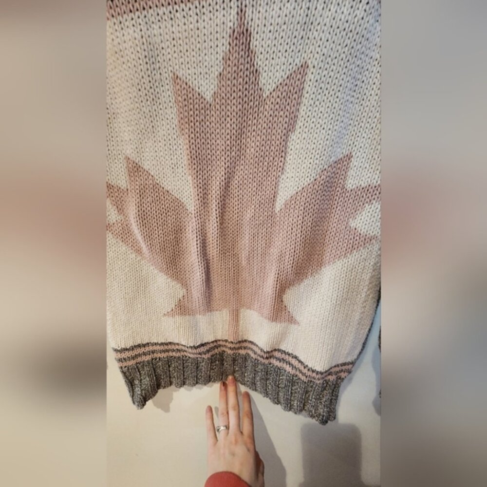 Cotton Country Button Up Knit Canada Pink/Grey Cardigan Maple‎ Leaf Back - Picture 2 of 13